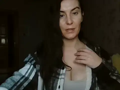 KatalinaQE online show from 10-21-25, 06:24