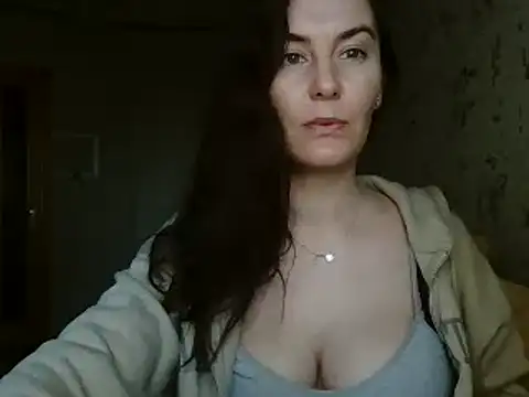 KatalinaQE online show from 10-30-25, 06:01