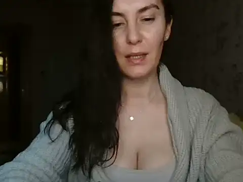 KatalinaQE online show from 10-22-25, 04:45