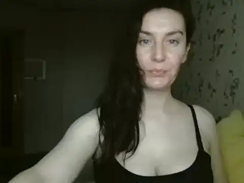 KatalinaQE online show from 09-18-25, 06:16