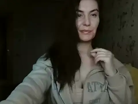 KatalinaQE online show from 11-05-25, 05:21