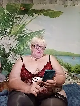 Snapshot of VioletSweet5566 chatting on 07-07-26, 04:10 VioletSweet5566 online show from 07-07-26, 04:10