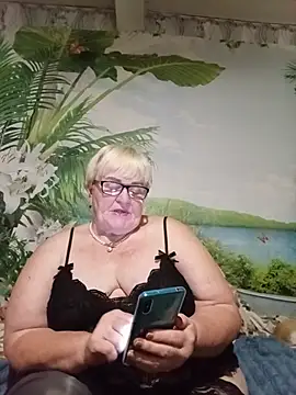Snapshot of VioletSweet5566 chatting on 07-08-26, 05:57 VioletSweet5566 online show from 07-08-26, 05:57