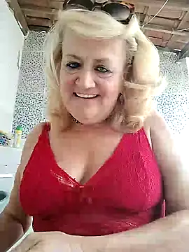 Snapshot of Belladama61 chatting on 02-01-26, 10:24 Belladama61 online show from 02-01-26, 10:24