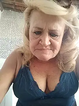 Snapshot of Belladama61 chatting on 01-31-26, 07:12 Belladama61 online show from 01-31-26, 07:12