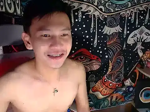 Snapshot of RalfAsian25 chatting on 05-22-26, 09:29 RalfAsian25 online show from 05-22-26, 09:29