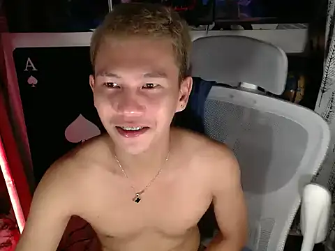 RalfAsian25 online show from 04-05-26, 10:55