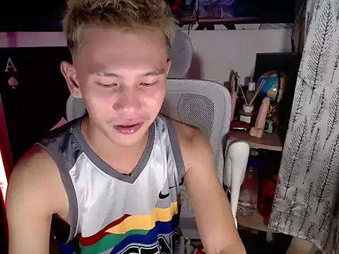 RalfAsian25 online show from 04-07-26, 10:39