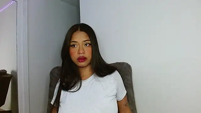 reina reina online show from 01-13-26, 03:10