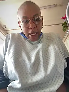 Ozimpho online show from 05-19-26, 10:00