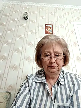 AlikaSwan5821 online show from 05-02-26, 11:26
