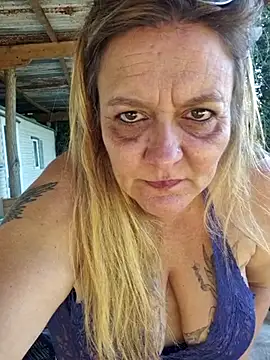 Misspapillon1840 online show from 10-12-25, 02:18