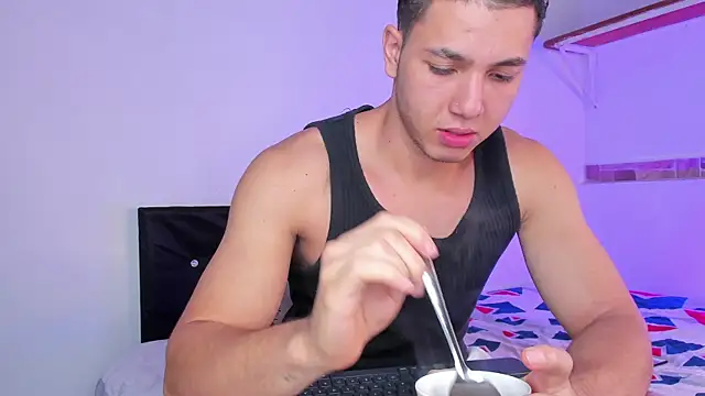 max valiant1 online show from 10-02-25, 09:34