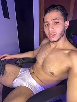 max valiant1 online show from 12-15-25, 04:29