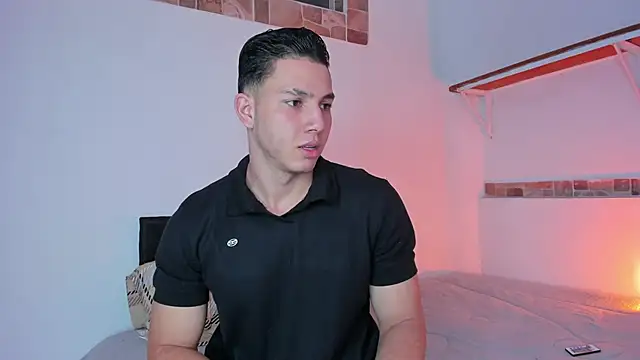 max valiant1 online show from 09-19-25, 06:12