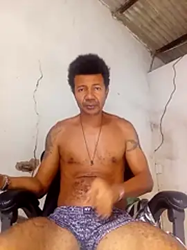 moreno25centimetro online show from 02-18-26, 01:40