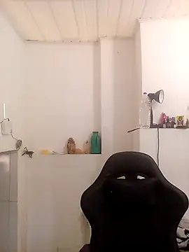 moreno25centimetro online show from 09-19-25, 01:48