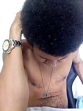 moreno25centimetro online show from 03-02-26, 12:23