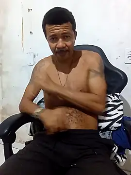 moreno25centimetro online show from 04-25-26, 01:52