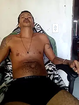 moreno25centimetro online show from 04-26-26, 06:38