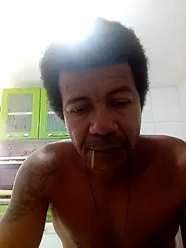 moreno25centimetro online show from 12-19-25, 02:30