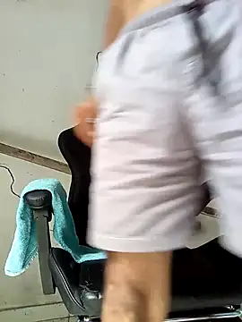 moreno25centimetro online show from 02-05-26, 10:33