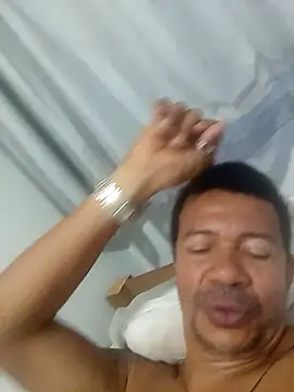 moreno25centimetro online show from 04-06-26, 01:01