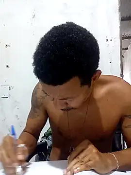 moreno25centimetro online show from 04-22-26, 12:12