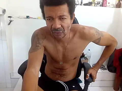 moreno25centimetro online show from 10-23-25, 03:21