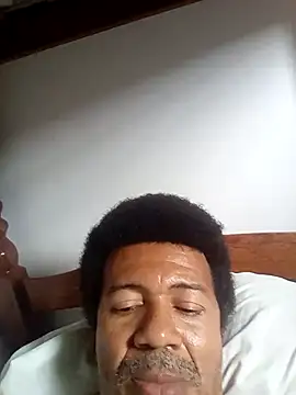 moreno25centimetro online show from 12-22-25, 03:45