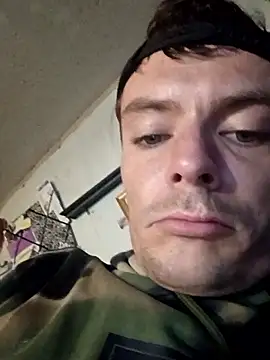 RichardW online show from 12-18-25, 02:32