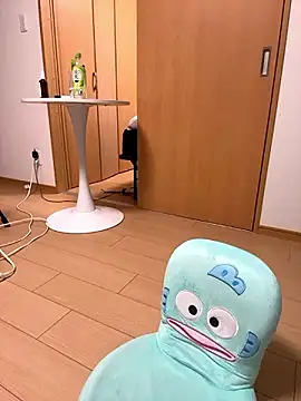 juri20cm online show from 10-26-25, 03:56