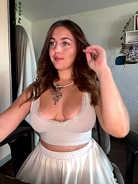 MikssMolly online show from 10-08-25, 06:37