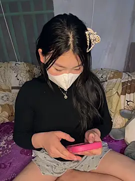 Samcutes online show from 12-17-25, 01:27