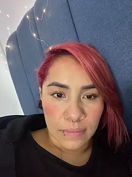Snapshot of alejandra_prk26 chatting on 02-06-26, 02:02 alejandra prk26 online show from 02-06-26, 02:02