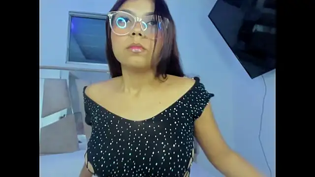 Snapshot of Goddes_any chatting on 10-17-25, 03:32 Goddes any online show from 10-17-25, 03:32