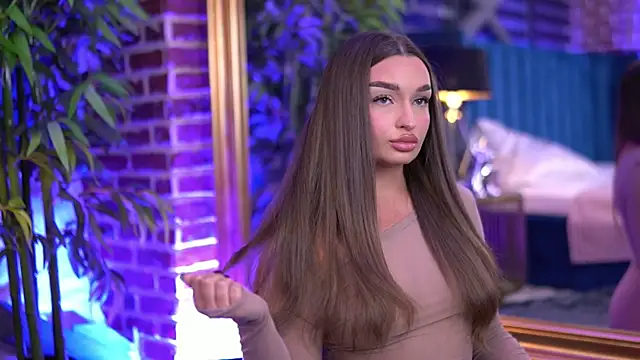 MillaSerene online show from 11-16-25, 07:02