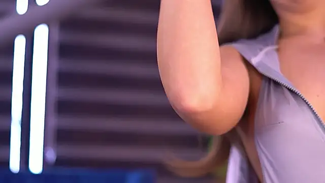 MillaSerene online show from 10-12-25, 06:26