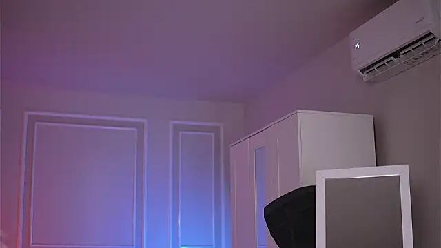 KyssaraPlay online show from 03-21-26, 07:07