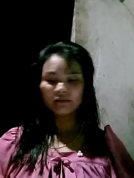 Snapshot of Heulwen-22 chatting on 10-03-25, 01:01 Heulwen-22 online show from 10-03-25, 01:01