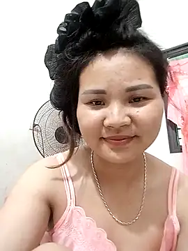 Snapshot of Heulwen-22 chatting on 09-14-25, 07:42 Heulwen-22 online show from 09-14-25, 07:42