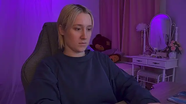 CinBellamy online show from 01-12-26, 04:08