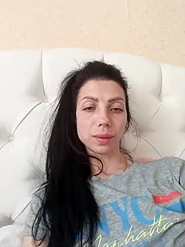 Princessa99885 online show from 06-12-26, 01:42