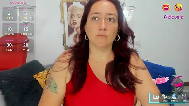 naughty milf esmeralda online show from 05-14-26, 02:19