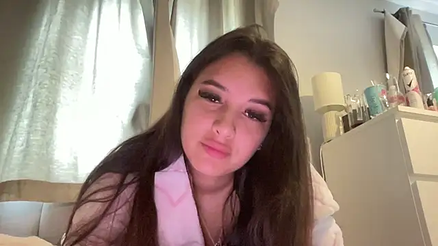 Snapshot of Amelianunnxx chatting on 09-15-25, 12:16 Amelianunnxx online show from 09-15-25, 12:16