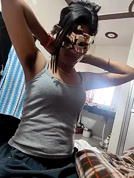 Snapshot of Radhika_01 chatting on 02-18-26, 05:05 Radhika 01 online show from 02-18-26, 05:05