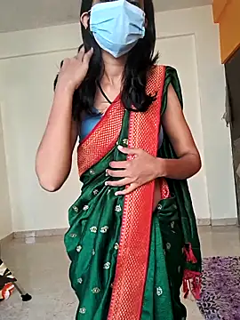 Shivani2002 online show from 11-20-25, 08:37