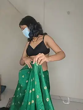 Snapshot of Shivani2002 chatting on 07-06-26, 03:36 Shivani2002 online show from 07-06-26, 03:36