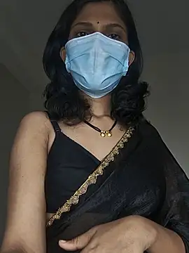 Snapshot of Shivani2002 chatting on 07-06-26, 10:33 Shivani2002 online show from 07-06-26, 10:33