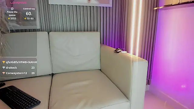 Ailee naughty online show from 10-31-25, 08:44